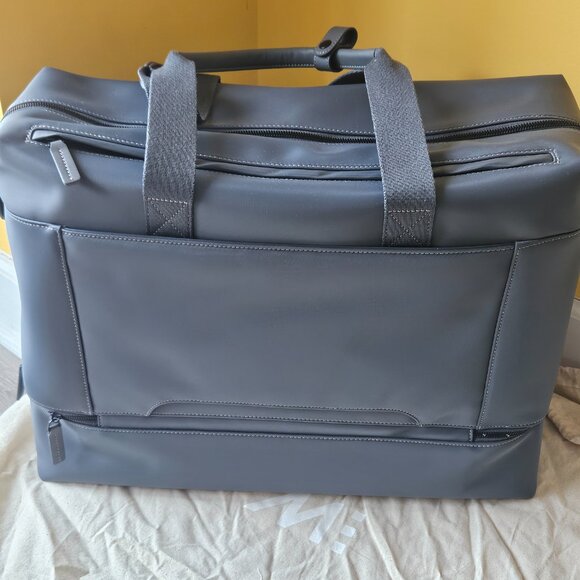 Roomy MONOS Metro Weekender Travel Tote in Dover Grey - Picture 3 of 5